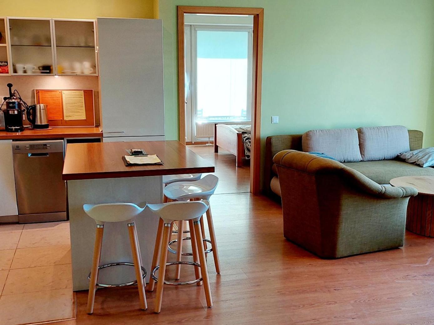 וילנה New Apartament Very Close To The City Centre מראה חיצוני תמונה